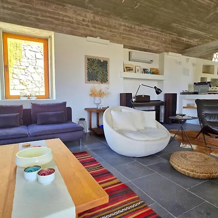 Uzun Ev - Architectural Gem - Contemporary Rustic With Stunning Valley View